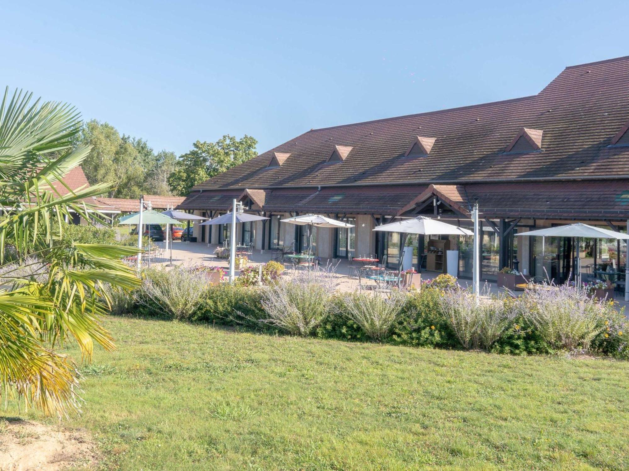 Hotel Mercure Auxerre Autoroute Du Soleil Appoigny Exterior foto